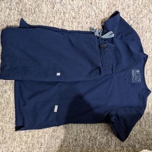 Figs Scrub Set - offers welcome